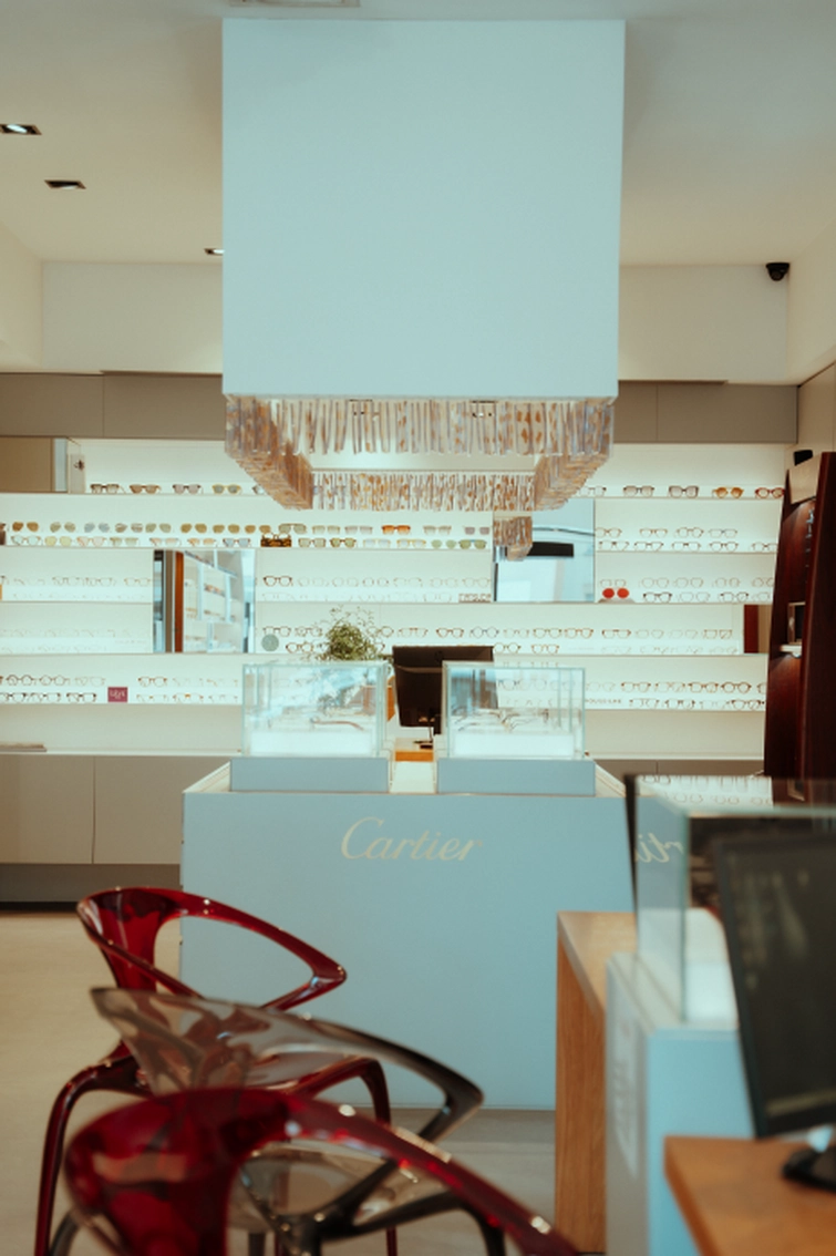 Vue de la boutique d'artisan opticien Maison Chanard